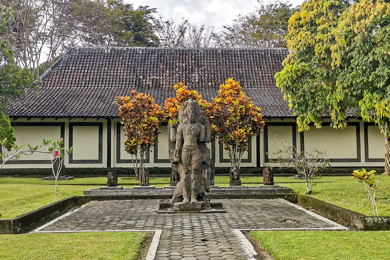 Guide to Visiting Candi Prambanan - Prambanan Temple Museum