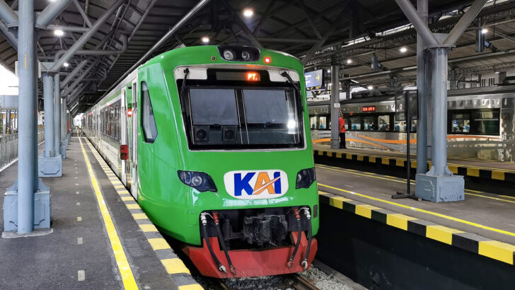 How to Travel by Train Between Yogyakarta Airport and City