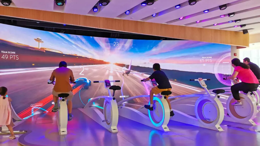 Changi Experience Studio Review - 4. Amazing Runway (2)