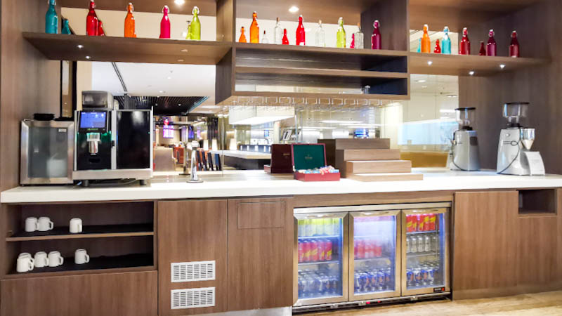 Marhaba Lounge Terminal 1 Review - Singapore Changi Airport - Drink