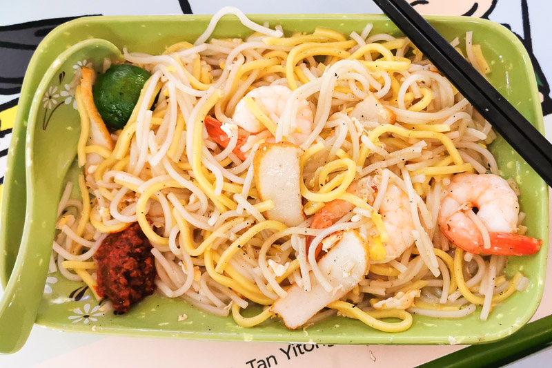 How to Order Hawker Food in Singapore - Hokkien Mee
