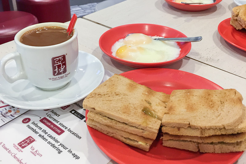 How to Order Hawker Food in Singapore - Kaya Toast Breakfast Set