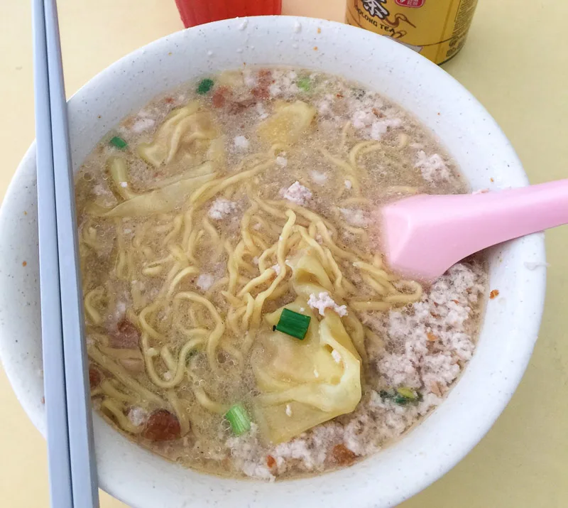How to Order Hawker Food in Singapore - Soup Bak Chor Mee