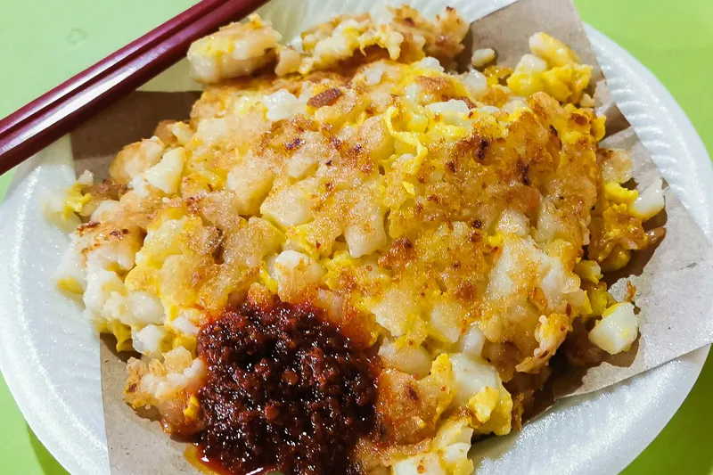 How to Order Hawker Food in Singapore - White Carrot Cake