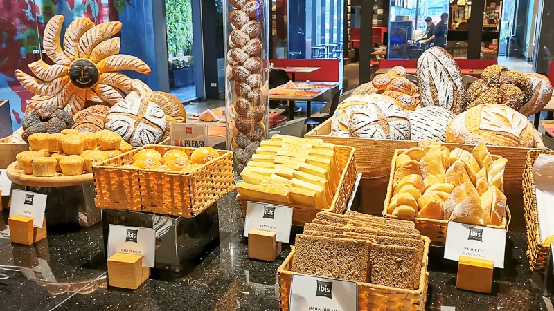 ibis Saigon Airport Review - Breakfast