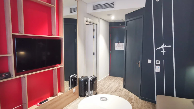 ibis Saigon Airport Review - Room