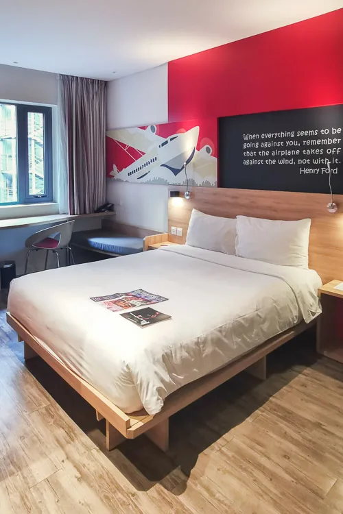 ibis Saigon Airport Review - Room