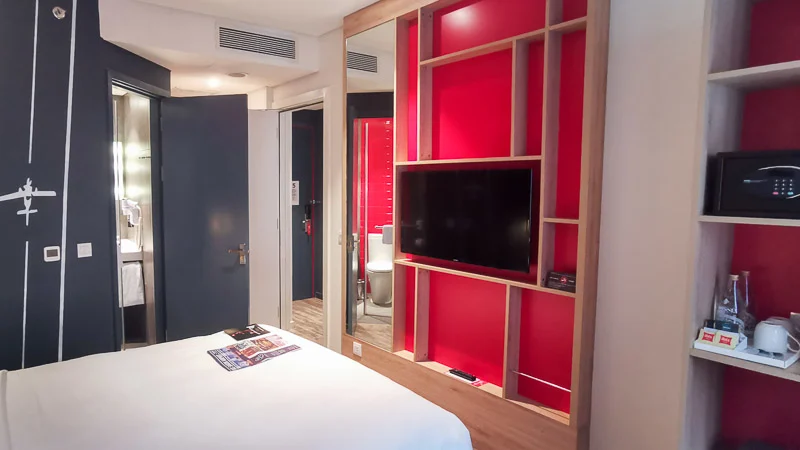 ibis Saigon Airport Review - Room