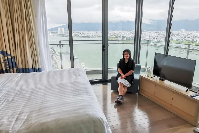 Novotel Danang Premier Han River Review - Corner Suite - Bedroom