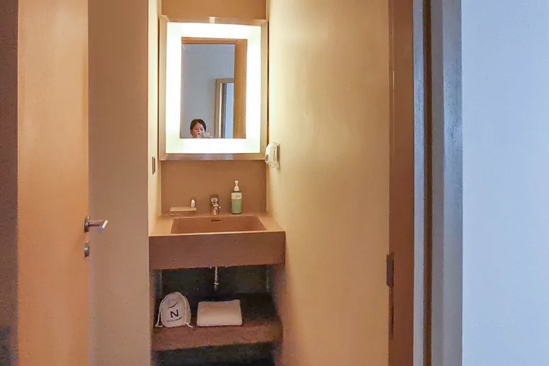 Novotel Danang Premier Han River Review - Corner Suite - Powder Room