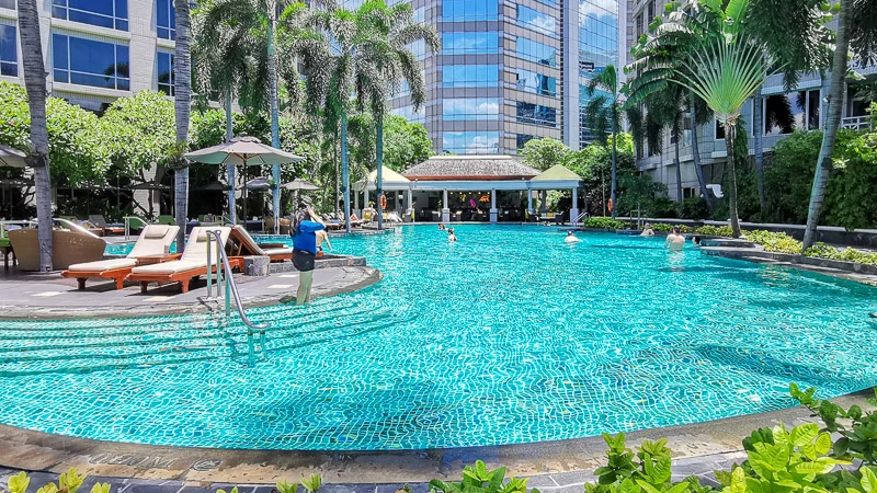 Conrad Bangkok Review - Swimming Pool