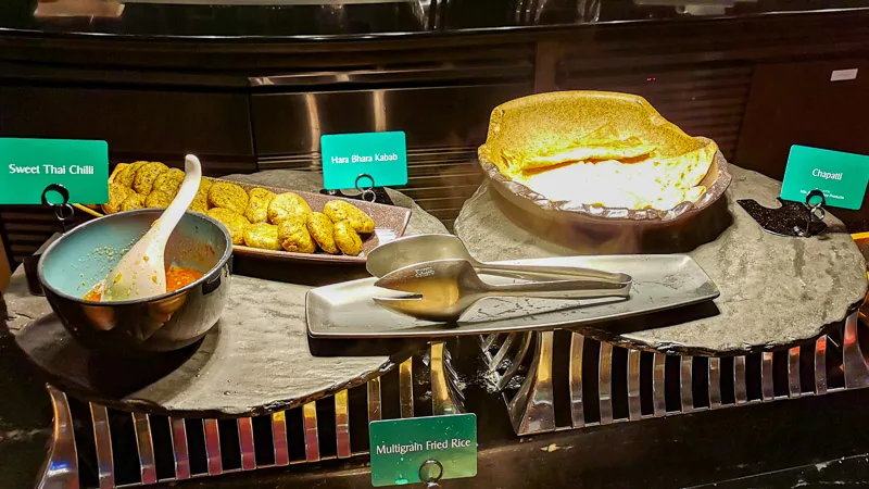 Singapore Arlines SilverKris Lounge Business Class Terminal 3 Changi Airport - Food - Buffet