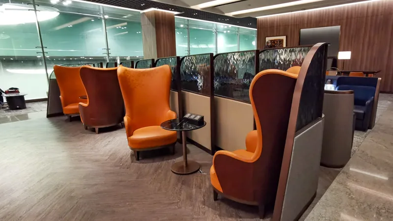 Singapore Arlines SilverKris Lounge Business Class Terminal 3 Changi Airport - Seating