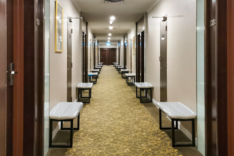 Ambassador Transit Hotel Terminal 2 Review - Corridor