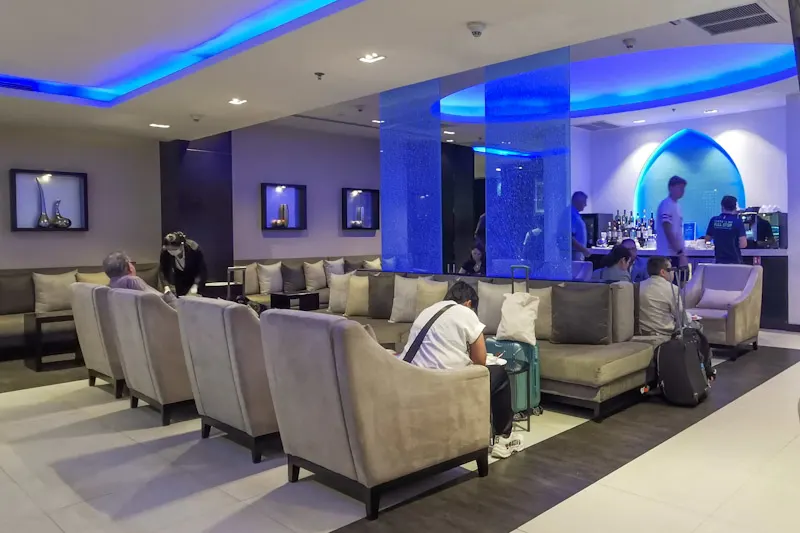 Oman Air Lounge Bangkok - Seating