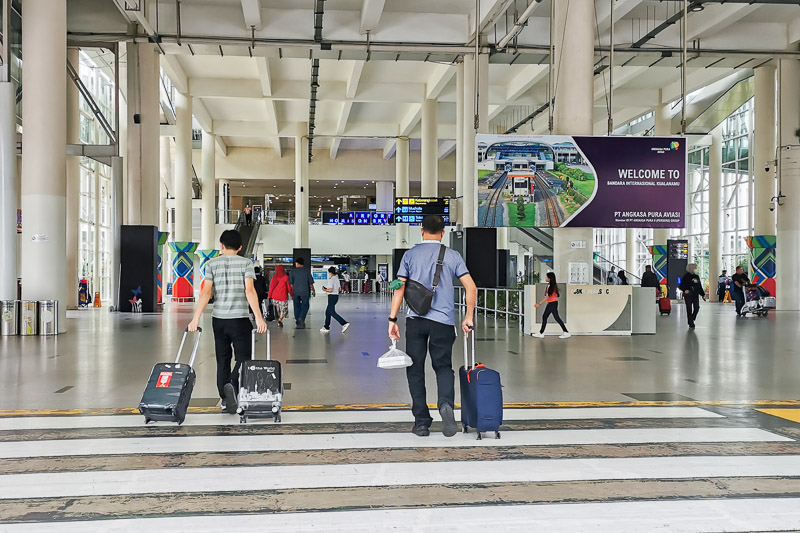 Medan Kualanamu Airport Rail Link - Arriving at Kualanamu Station