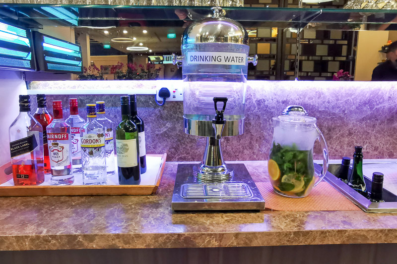 SATS Premier Lounge at Terminal 3 Singapore Review - Drink