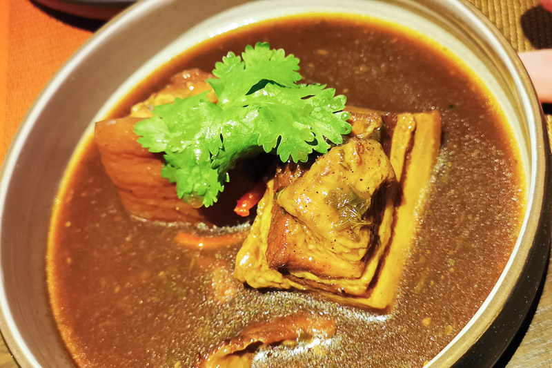 ibis Styles Phuket City Review - Amor Restaurant at Novotel Phuket City Phokeethra