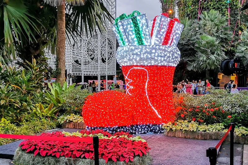 Singapore Christmas Wonderland 2023 - Merry Lane at Supergrove Tree  Santa Boot